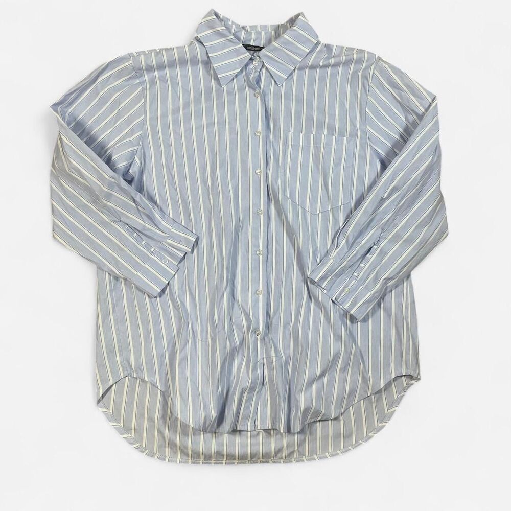 Boohoo Women's Blue and White Shirt